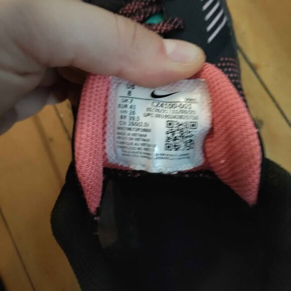 Sneakers Nike Kyrie Flytrap V Black Atomic Pink US 8 - Picture 4 of 4